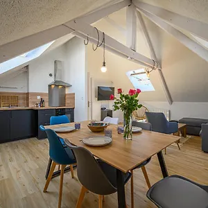 https://le-beg-er-lann-appartement-contemporain-centre-ville-sarzeau.inbrittany.com