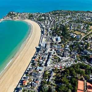 https://studio-cosy-en-plein-coeur-de-plneuf-val-andr.inbrittany.com
