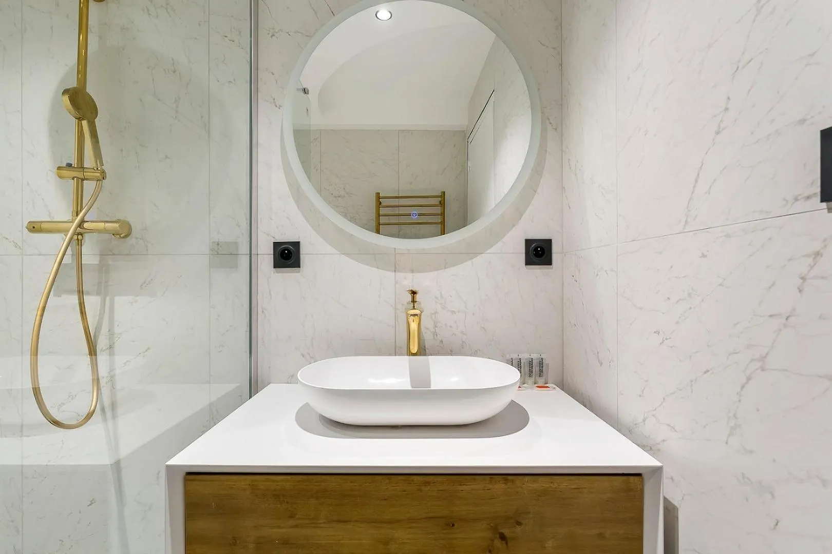 Suite Victor Hugo 1 Bel appartement T2 neuf Lyon France